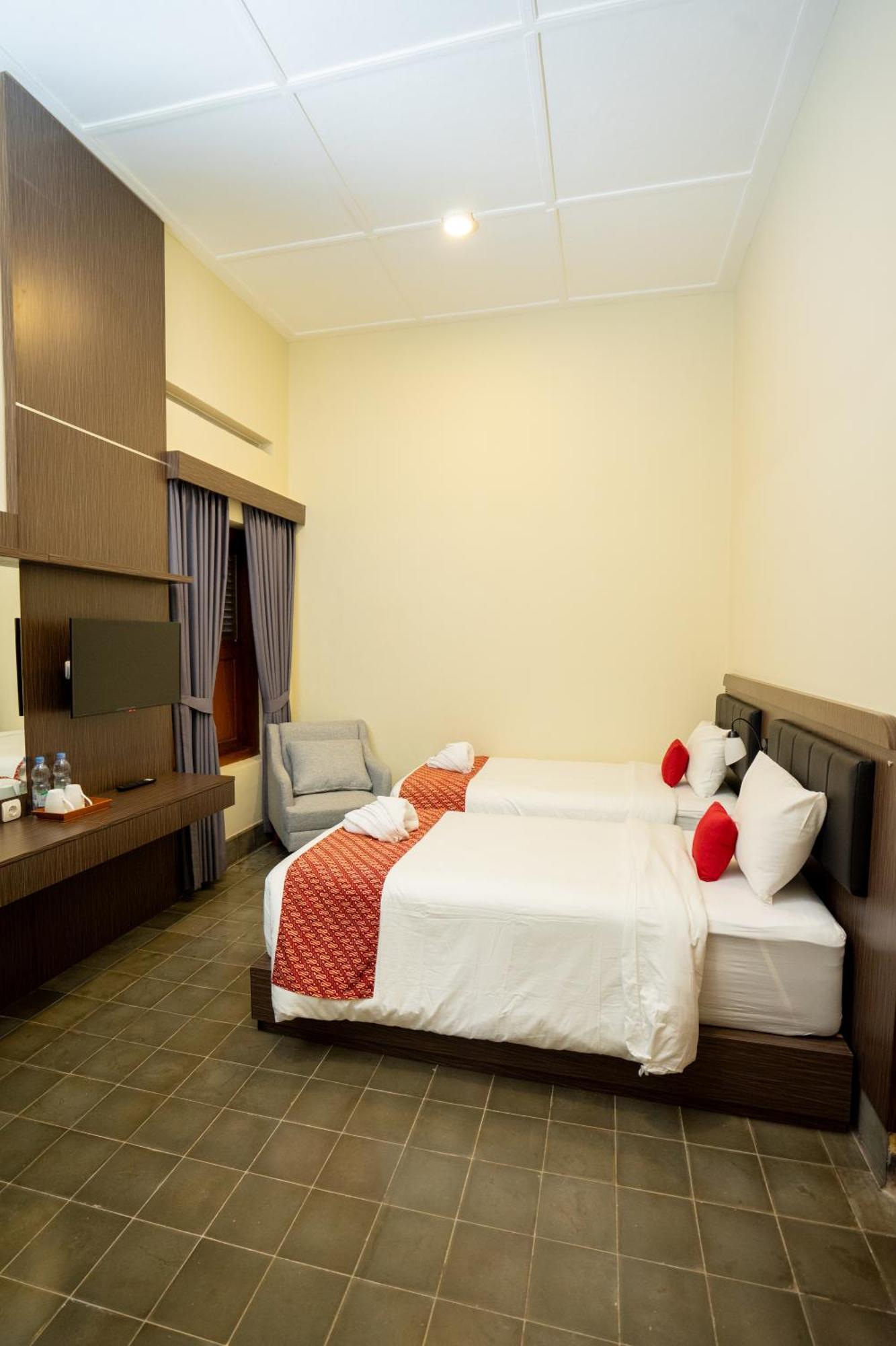 Yuwono Hotel & Villa Malioboro Yogyakarta Exteriör bild
